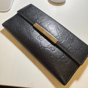 AUTHENTIC GUCCI long WALLET BLACK